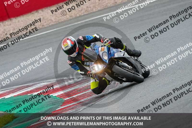 donington no limits trackday;donington park photographs;donington trackday photographs;no limits trackdays;peter wileman photography;trackday digital images;trackday photos